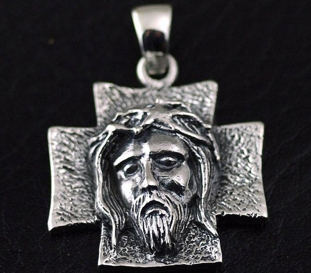 Sterling silver cross pendant